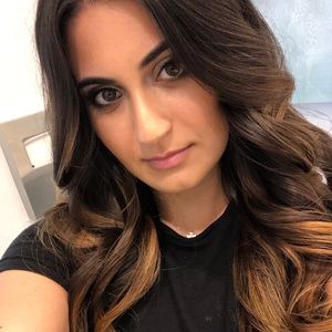 Meet your Posher, Leah